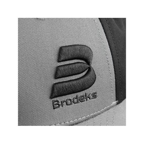 Бейсболка Brodeks KM130, серый/черный