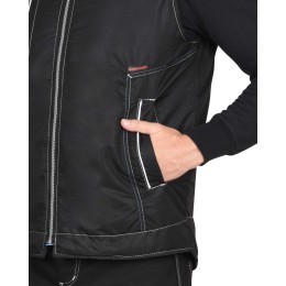 Жилет "АЛЕКС" с капюшоном черный